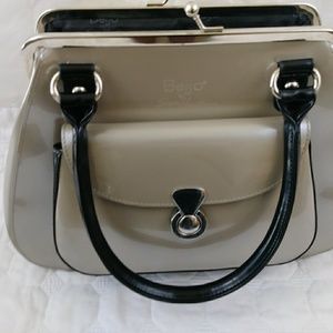 Beijo Retro Style Handbag.